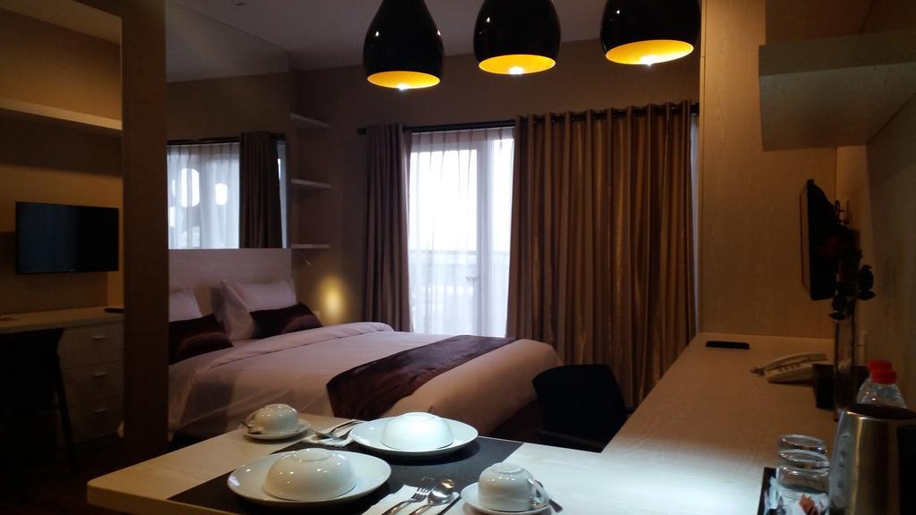 Student Park Hotel Yogyakarta Værelse billede