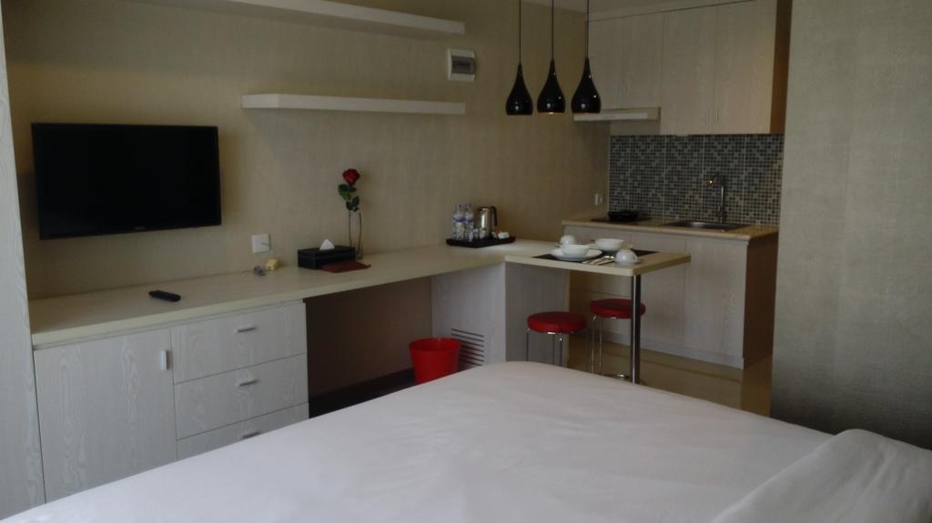 Student Park Hotel Yogyakarta Eksteriør billede